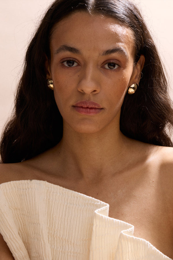 THE GRACE DOME EARRING