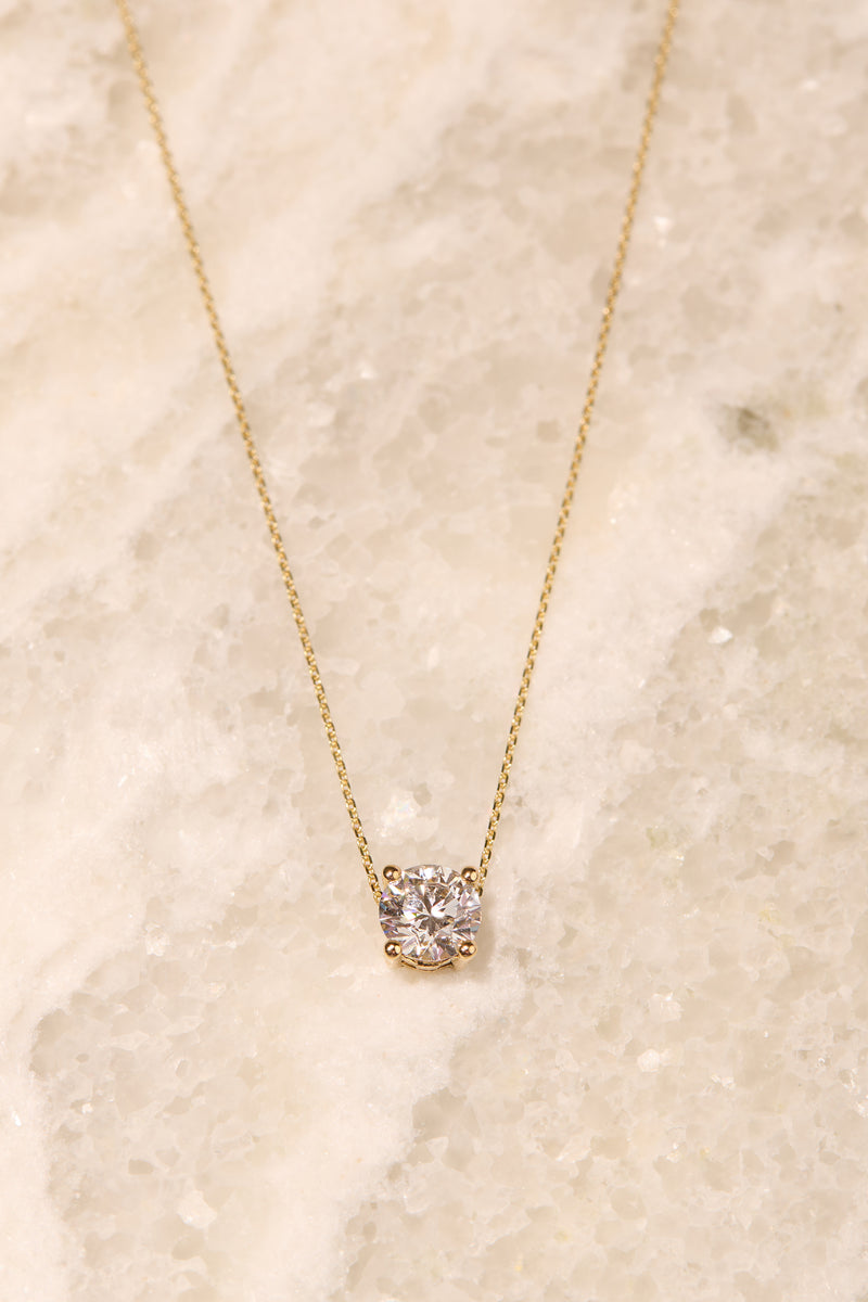 MILESTONE DIAMOND  SOLITAIRE CLAW SET NECKLACE