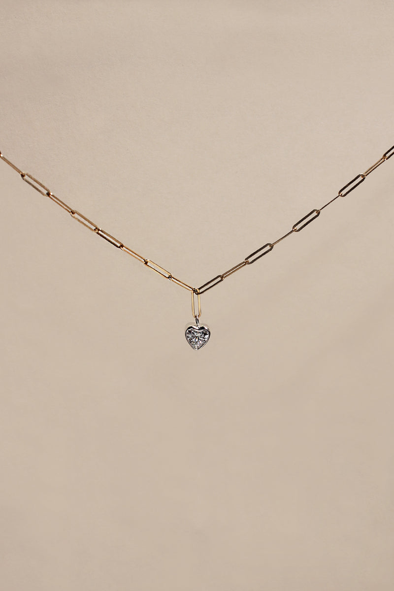 LINKED CHAIN BEZEL HEART DIAMOND NECKLACE