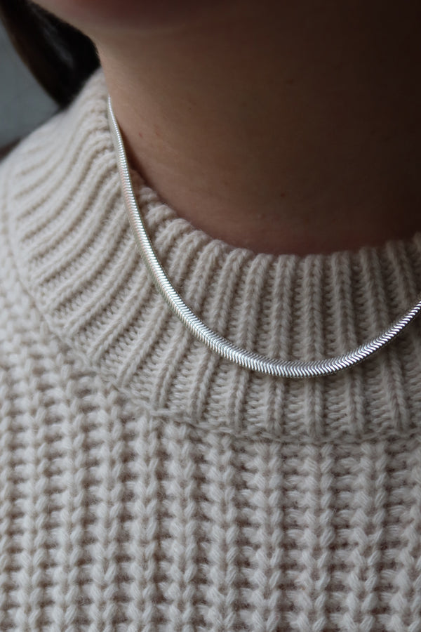 SILVER HERRINGBONE NECKLACE